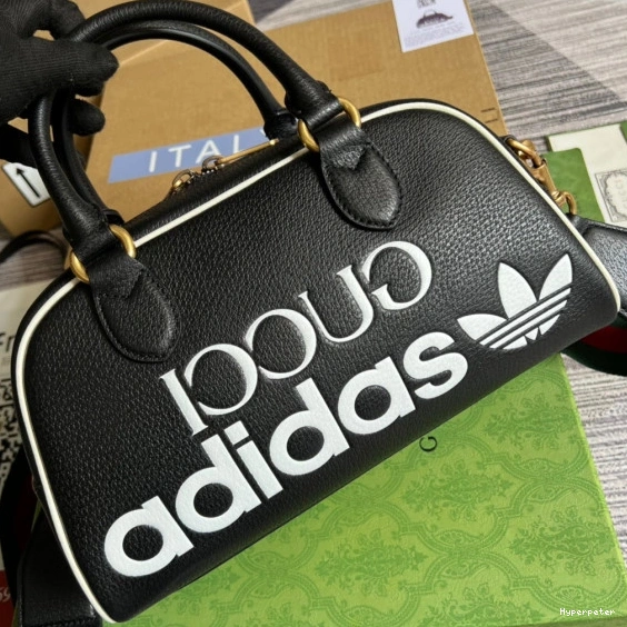 Hyperpeter bag Gucci Adidas x mini duffle 0730